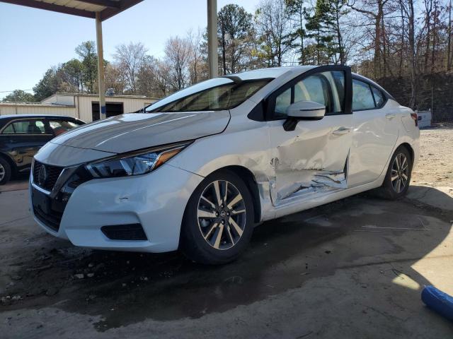 2020 Nissan Versa Sv