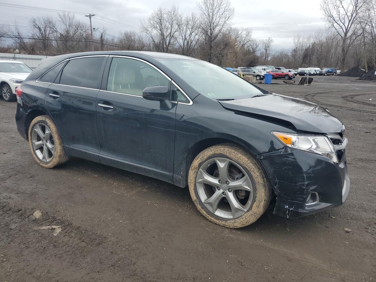 2014 Toyota Venza - Image 4