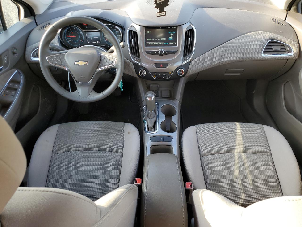 2016 Chevrolet Cruze - Image 8