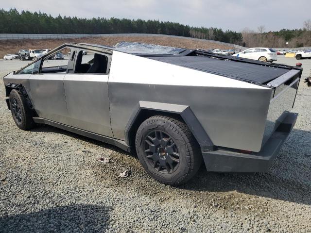  TESLA CYBERTRUCK 2024 Silver