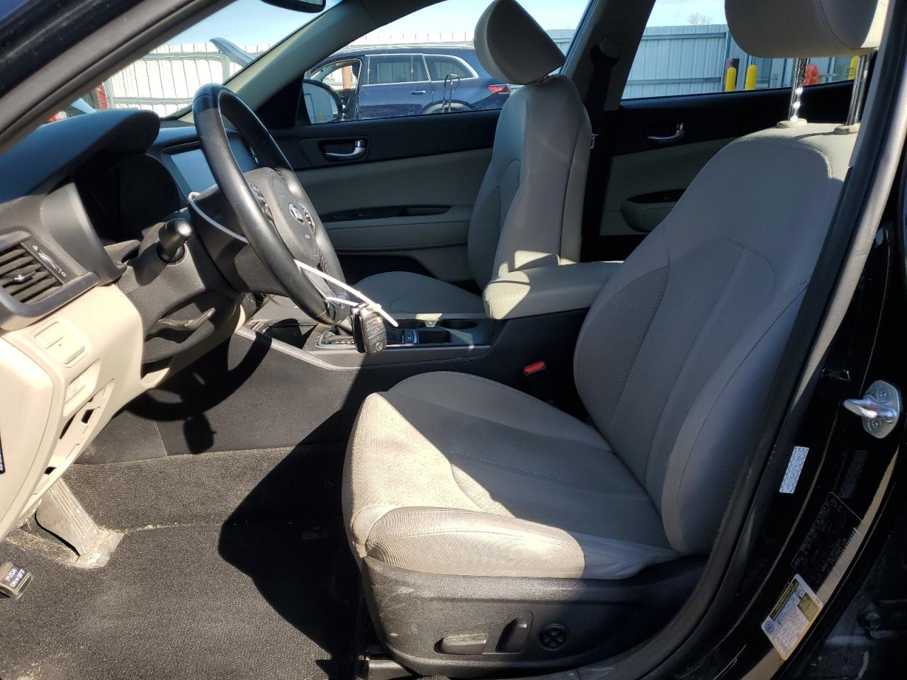 2017 Kia Optima - Image 7