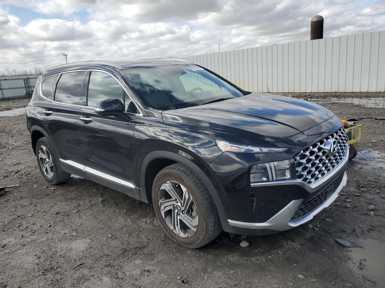 2022 Hyundai Santa Fe - Image 4