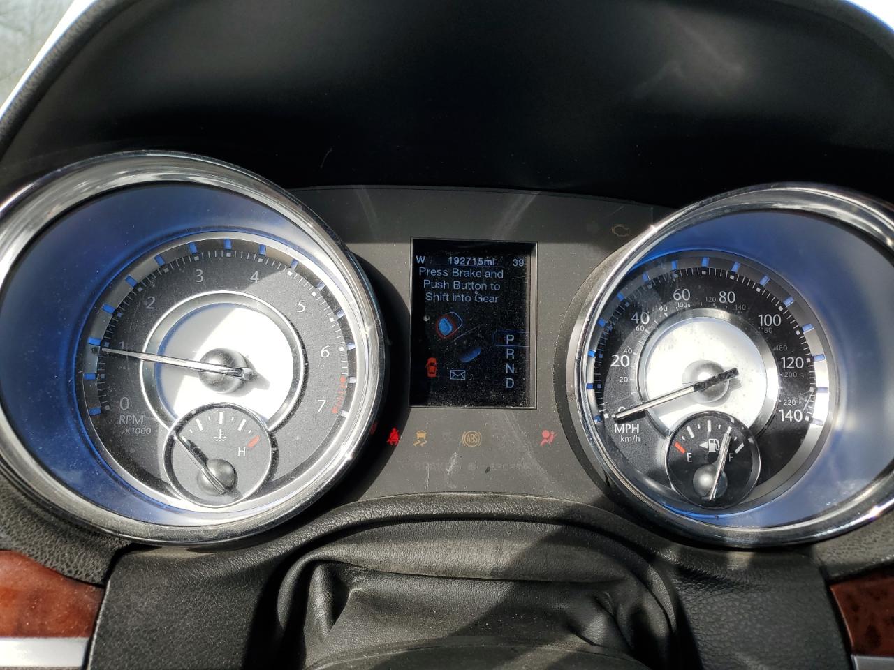 2012 Chrysler 300 - Image 9