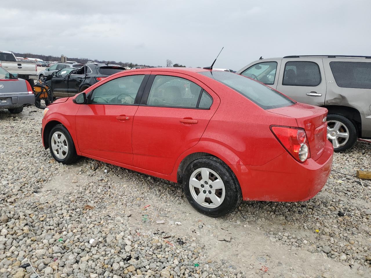 2013 Chevrolet Sonic - Image 2