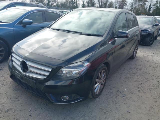 2012 MERCEDES BENZ B180 BLUEE