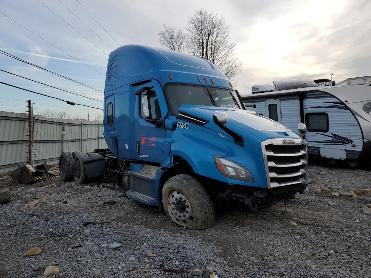 2020 Freightliner Cascadia Semi Truck for Sale in Ebensburg, PA - Rollover