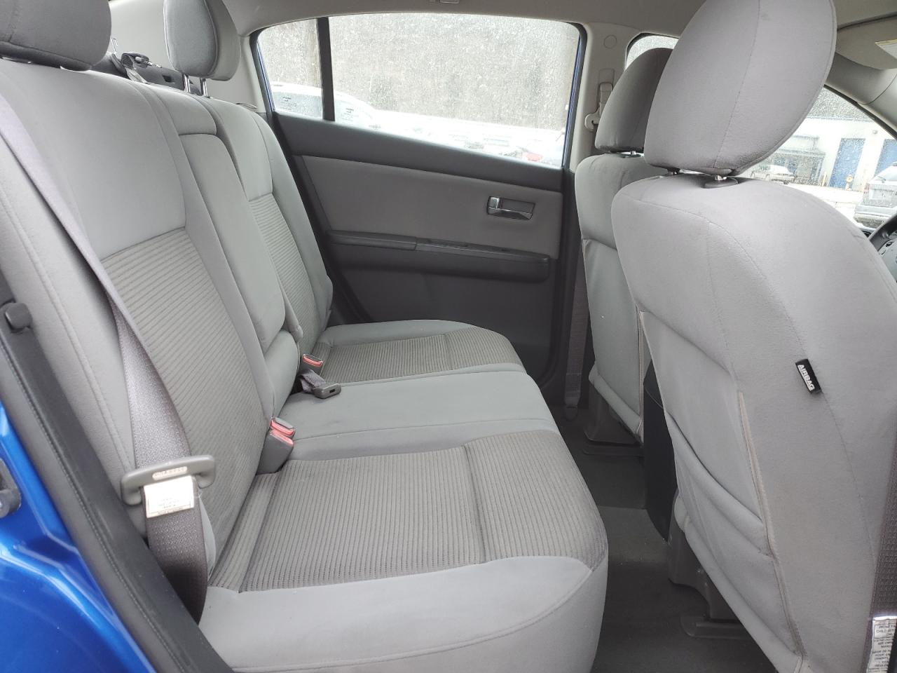2012 Nissan Sentra - Image 10