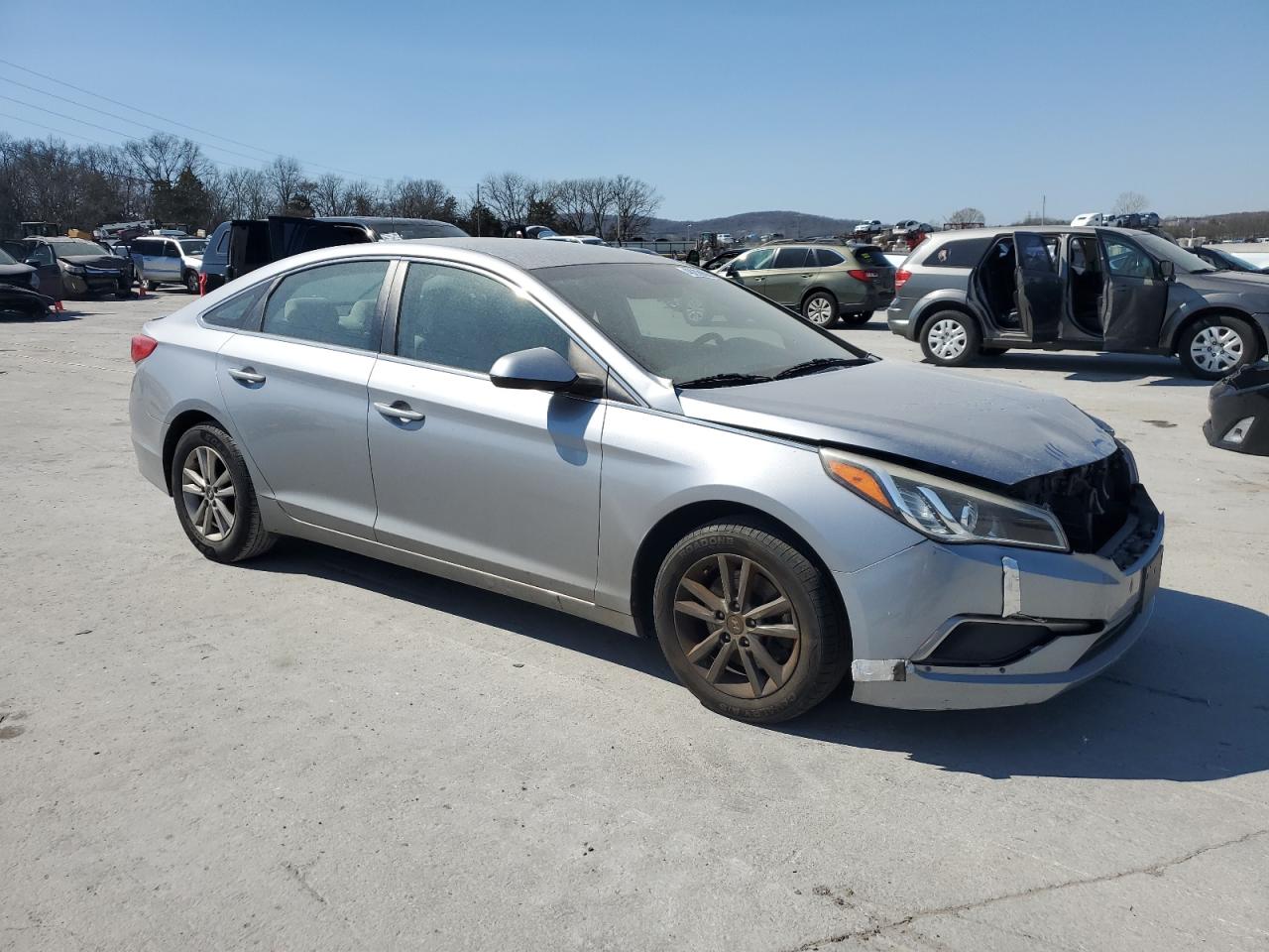2017 Hyundai Sonata - Image 4