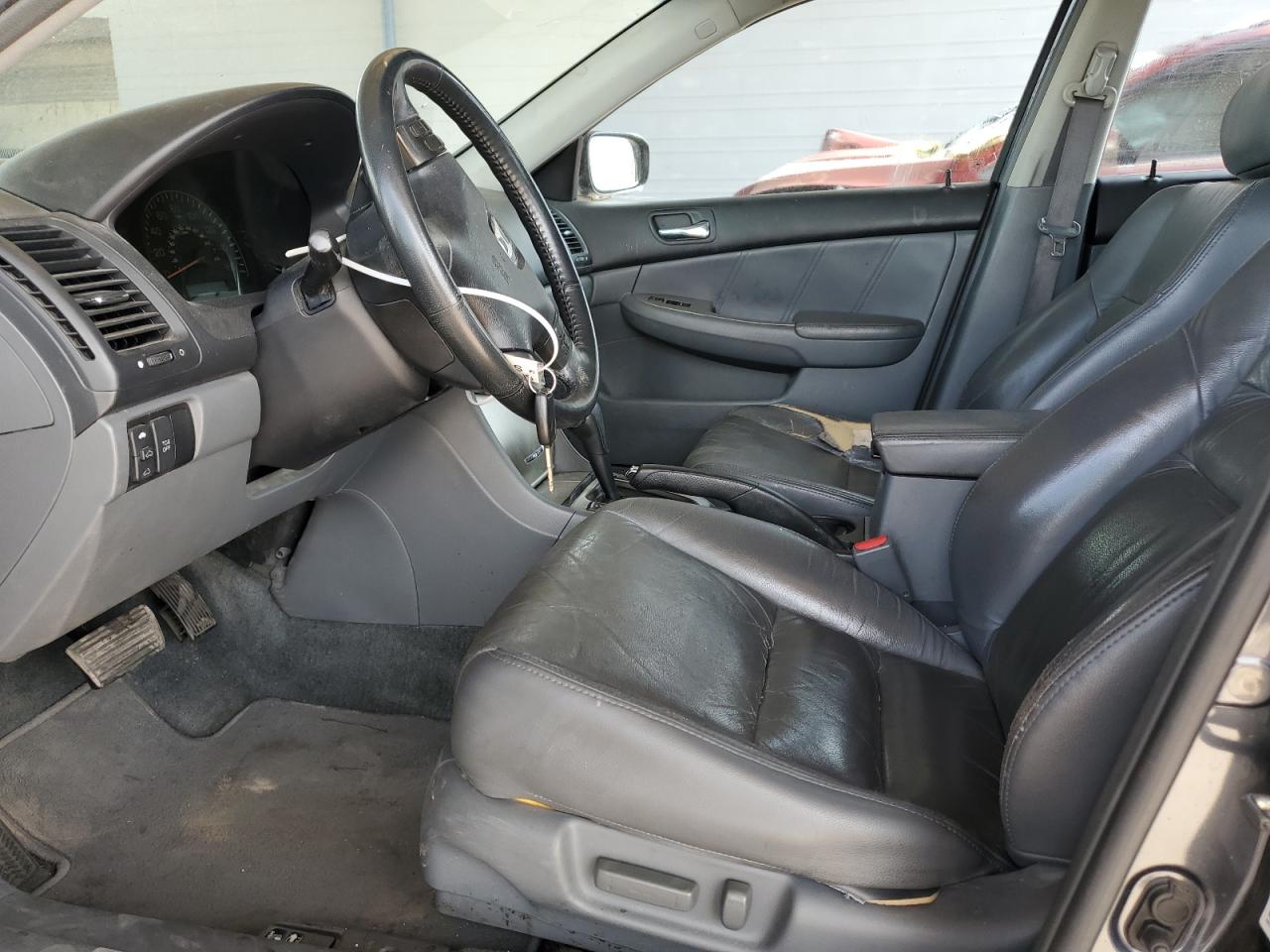 2003 Honda Accord - Image 7