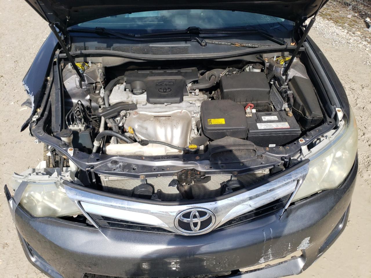 2012 Toyota Camry - Image 11