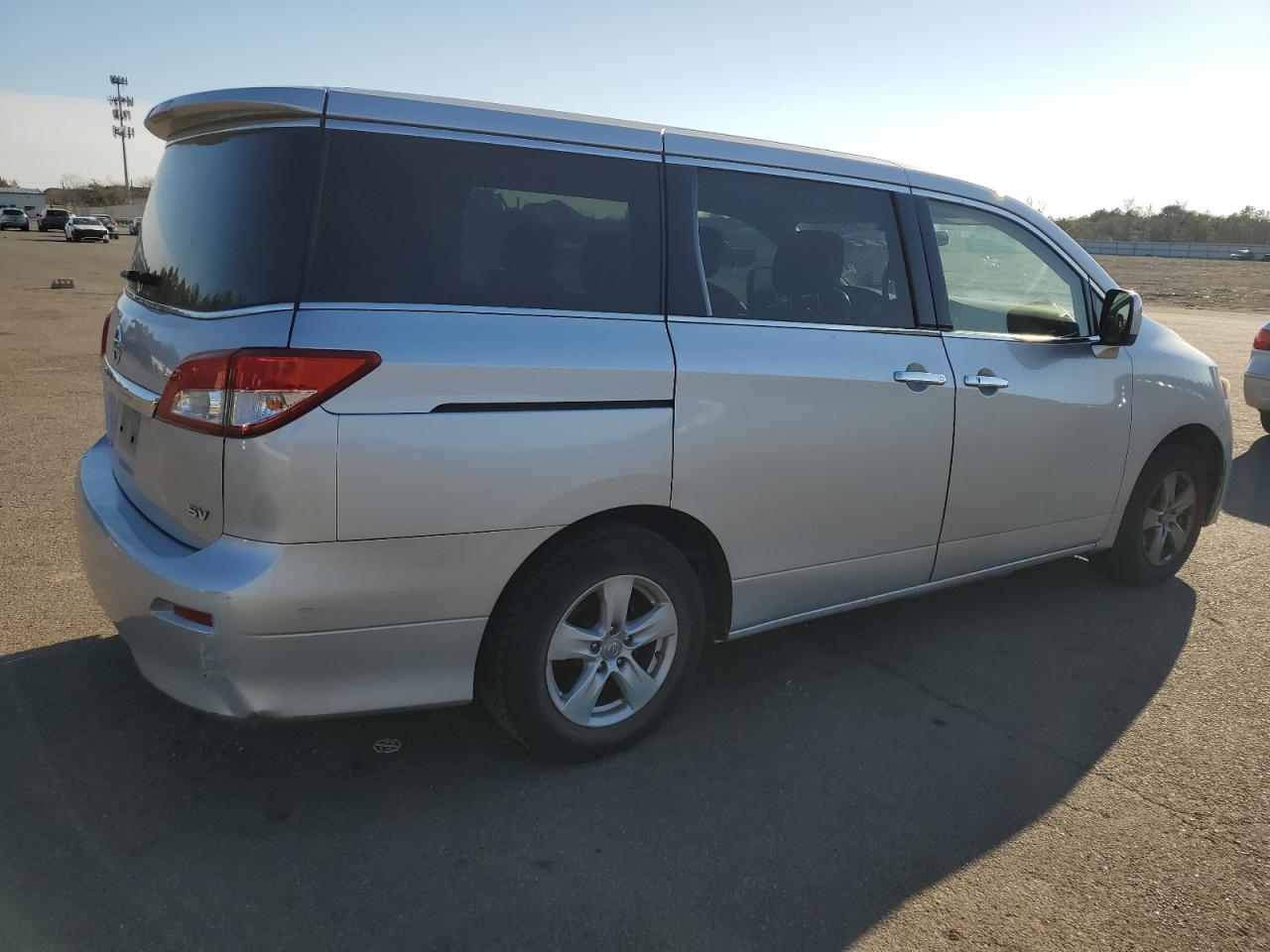 2014 Nissan Quest - Image 3