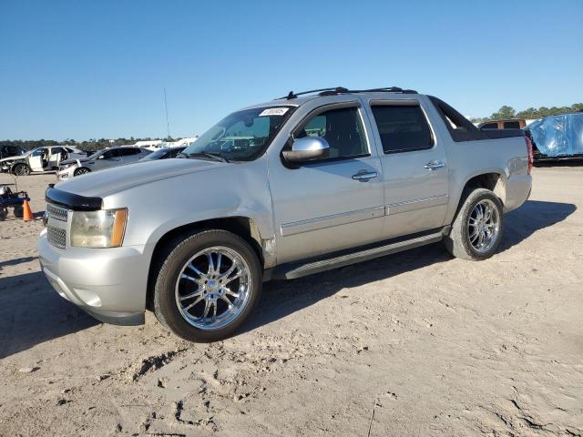 2011 Chevrolet Avalanche Ls
