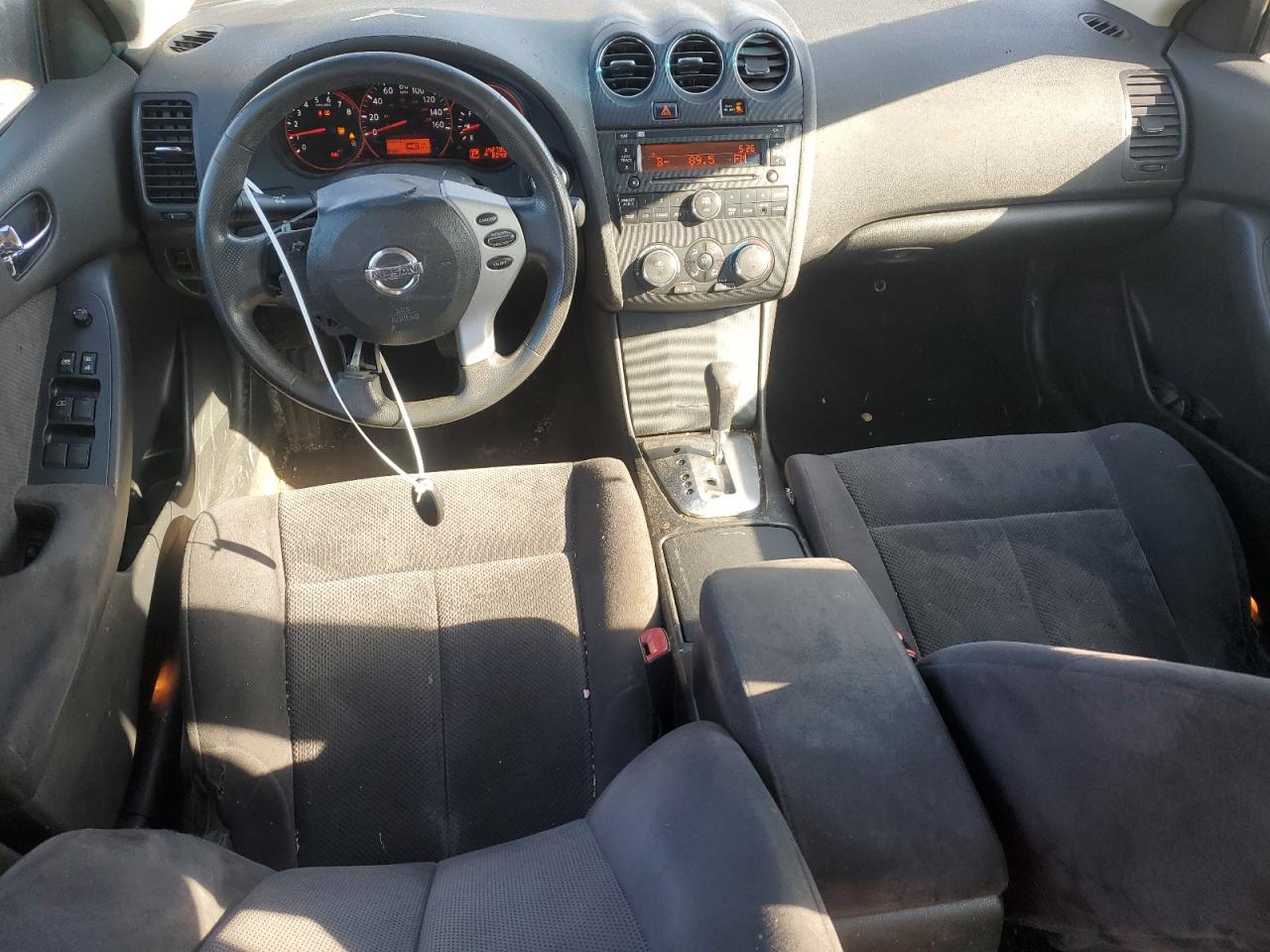 2009 Nissan Altima - Image 8