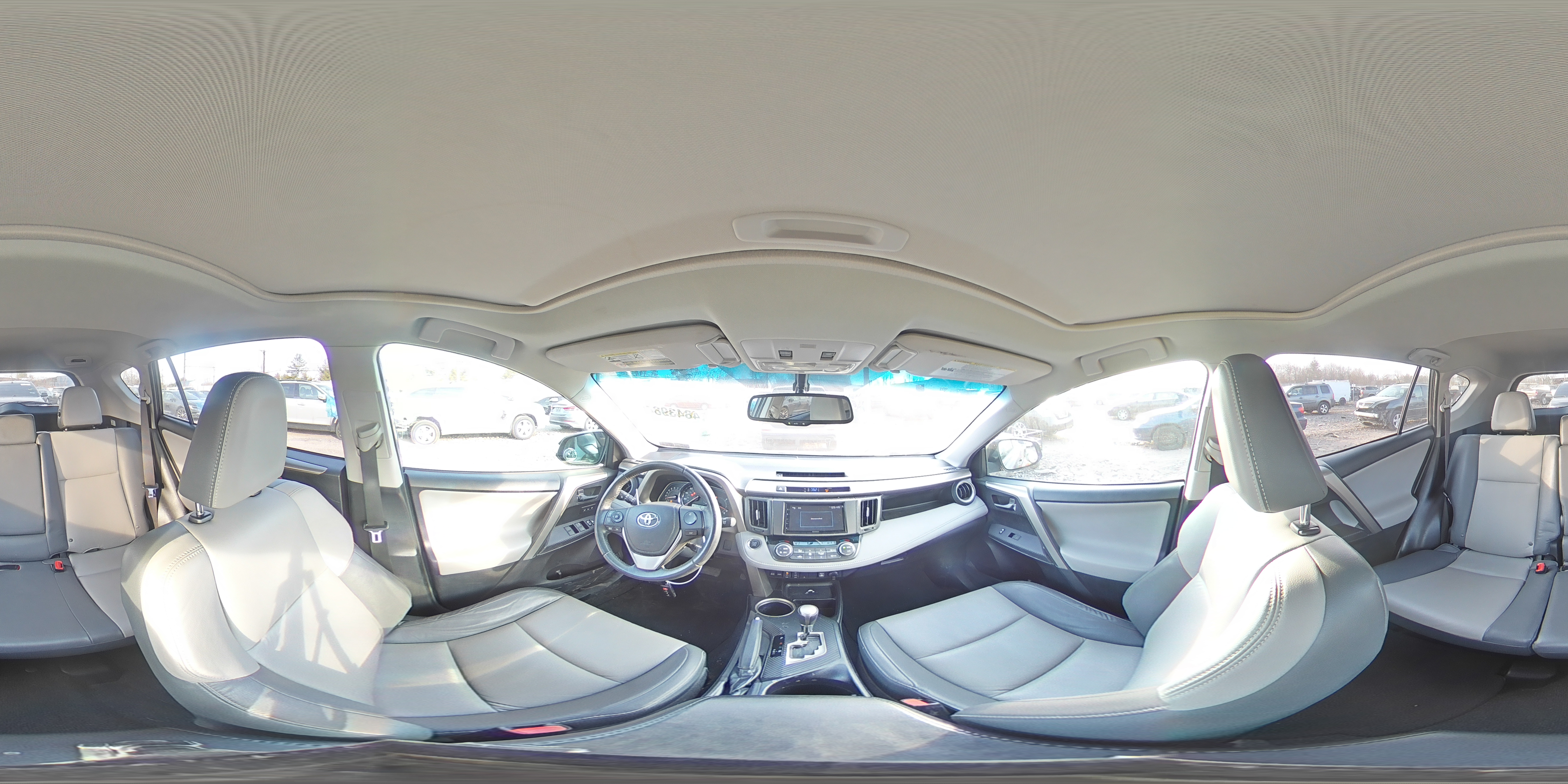 2014 Toyota RAV 4 - Image 13
