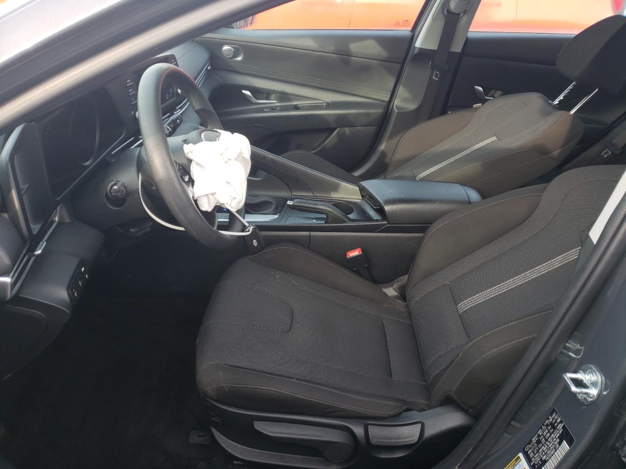 2023 Hyundai Elantra - Image 7