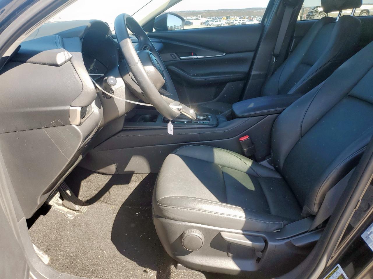 2022 Mazda CX-30 - Image 7