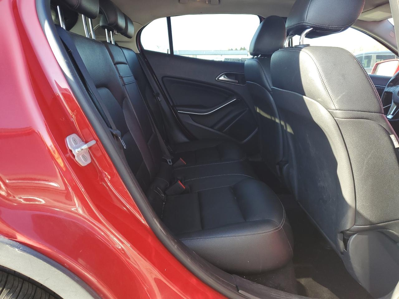 2015 Mercedes-Benz GLA-klasse - Image 11