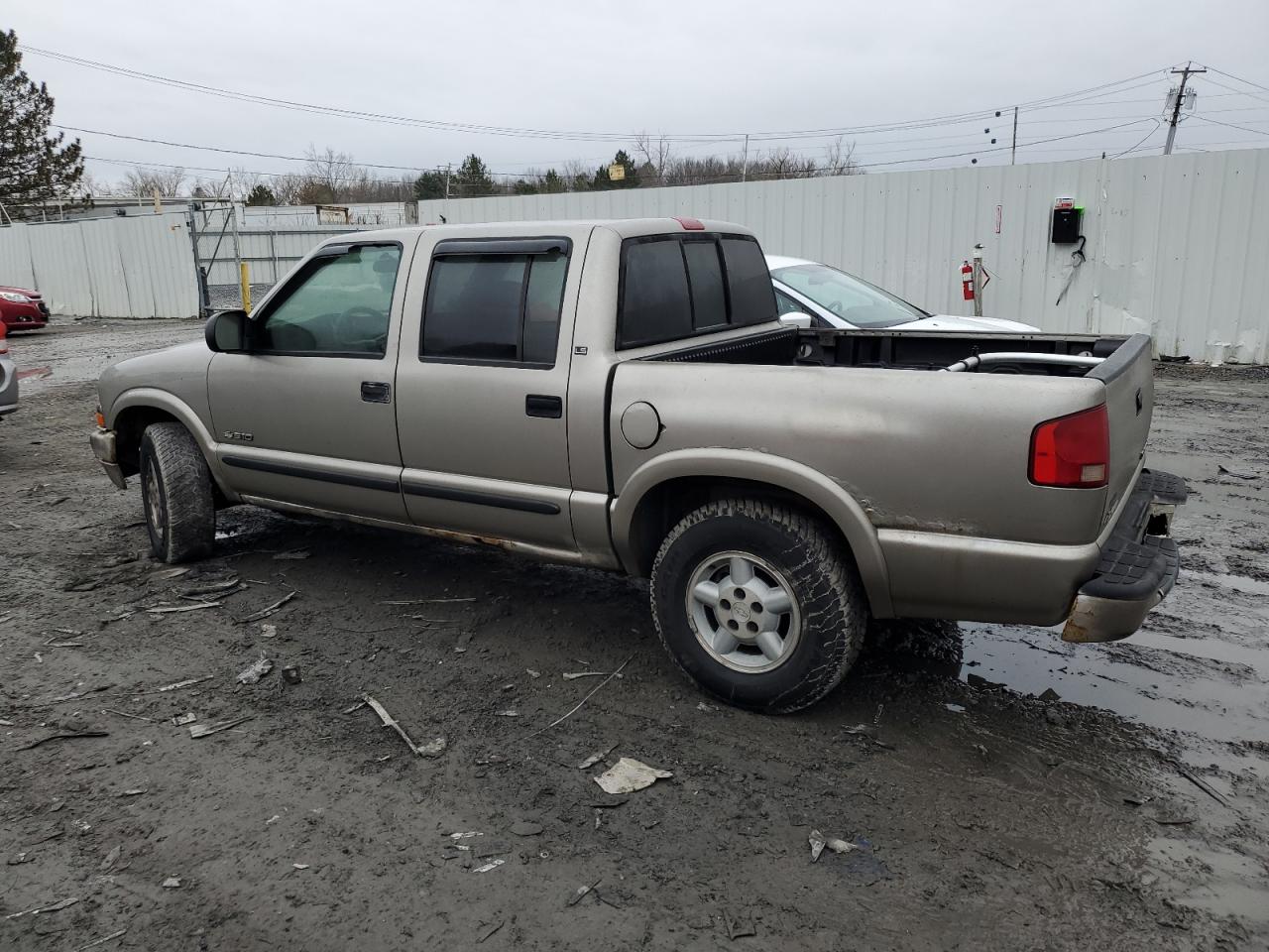 2004 Chevrolet S-10 Pickup - Image 2