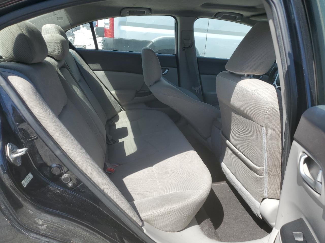 2012 Honda Civic - Image 10