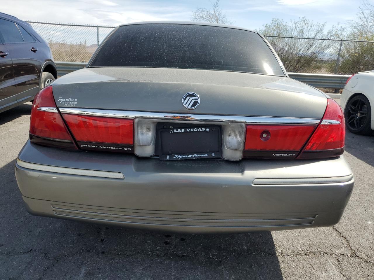 2000 Mercury Grand Marquis Gs VIN: 2MEFM74W4YX717129 Lot: 50886105