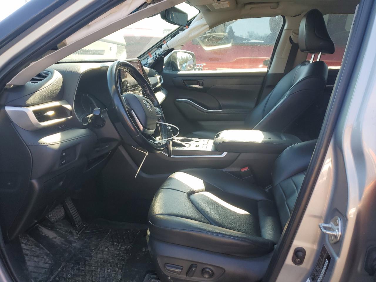 2021 Toyota Highlander - Image 7