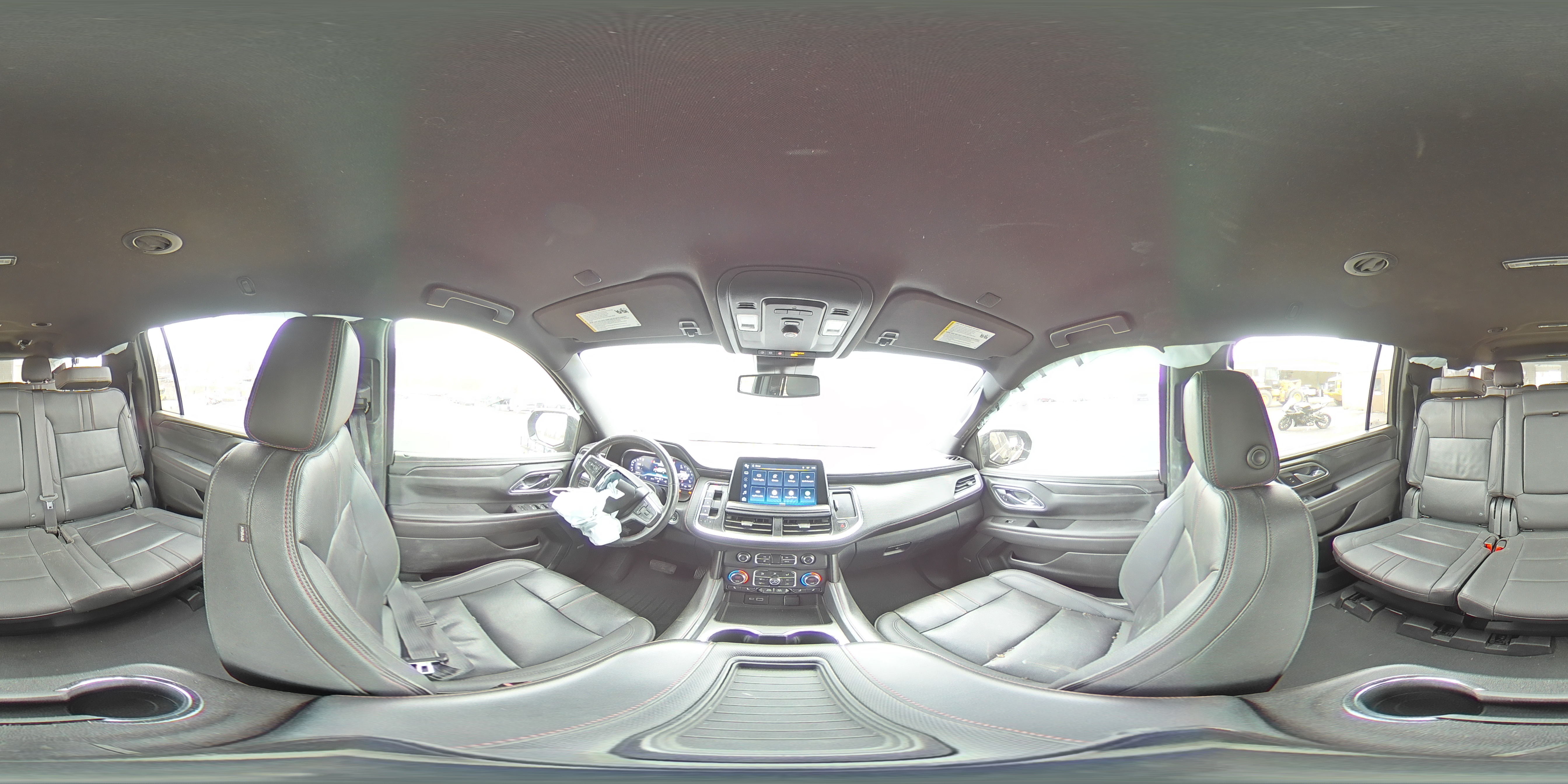 2023 Chevrolet Suburban - Image 14