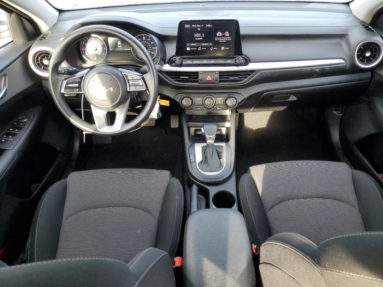2024 Kia Forte - Image 8