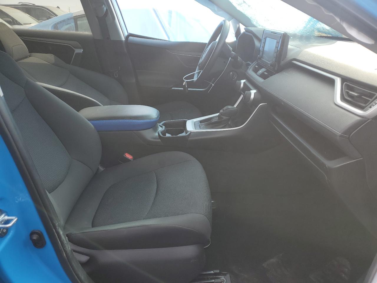 2021 Toyota RAV 4 - Image 7