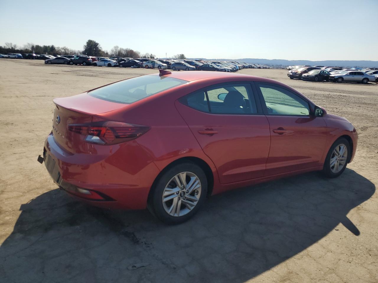 2020 Hyundai Elantra - Image 3