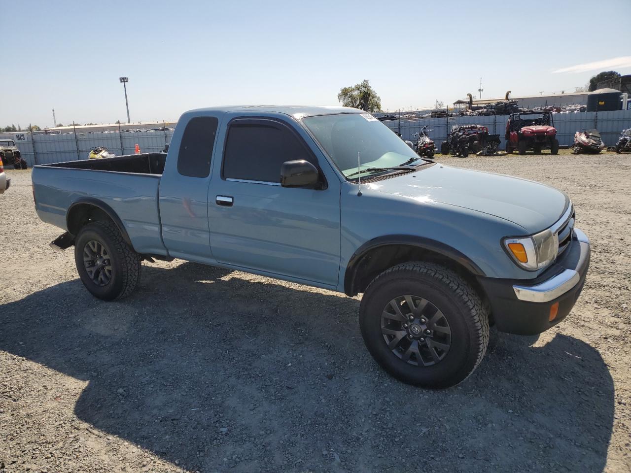 2000 Toyota Tacoma - Image 4