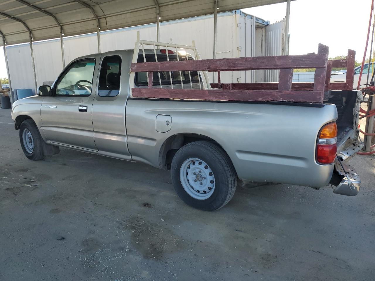 2000 Toyota Tacoma - Image 2