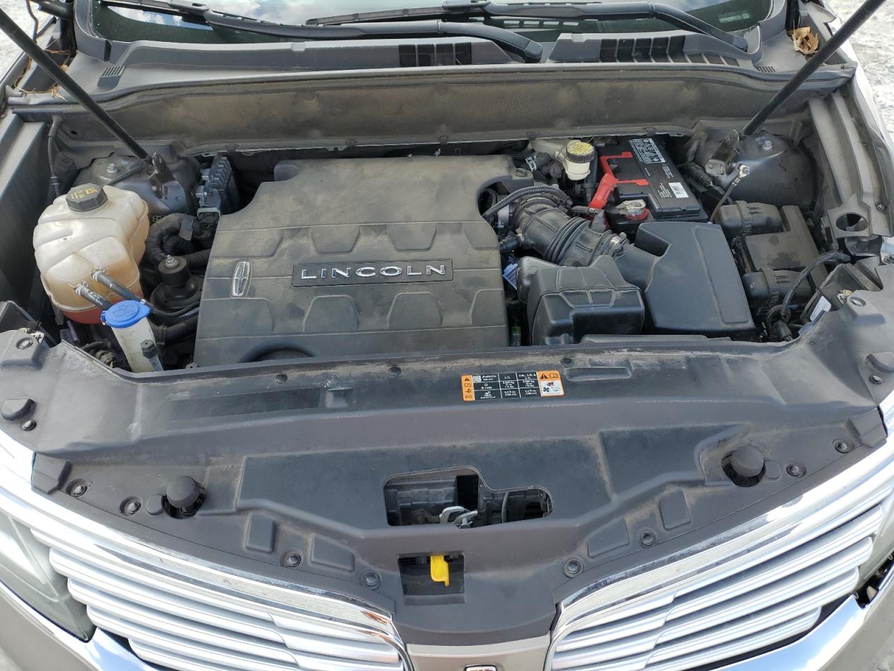 2016 Lincoln MKX - Image 12