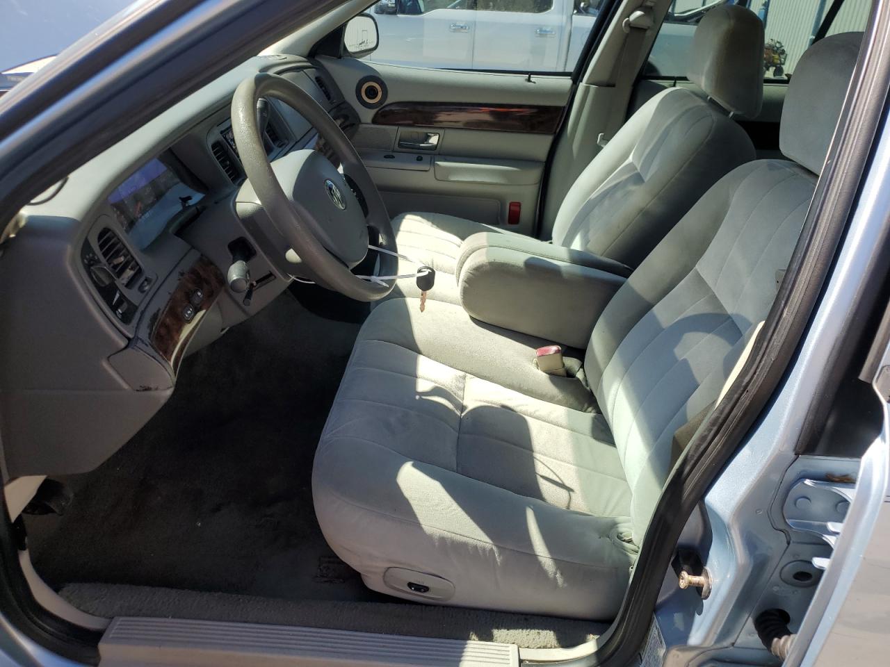 2005 Mercury Grand Marquis - Image 7