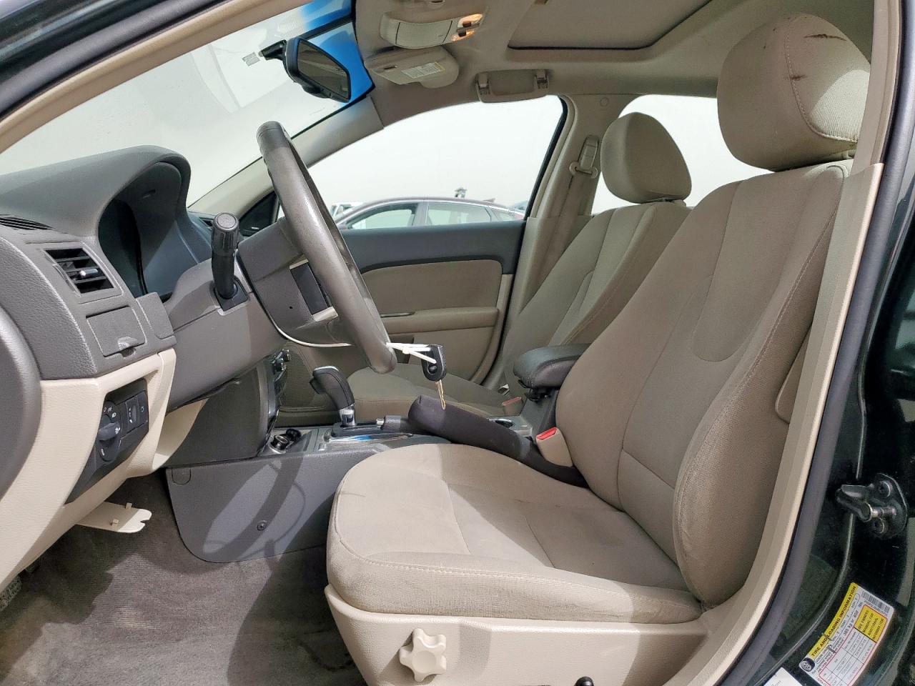 2010 Ford Fusion - Image 7