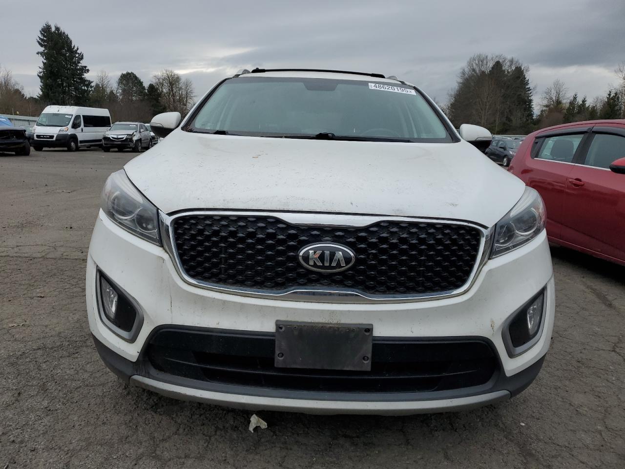 2016 Kia Sorento - Image 5