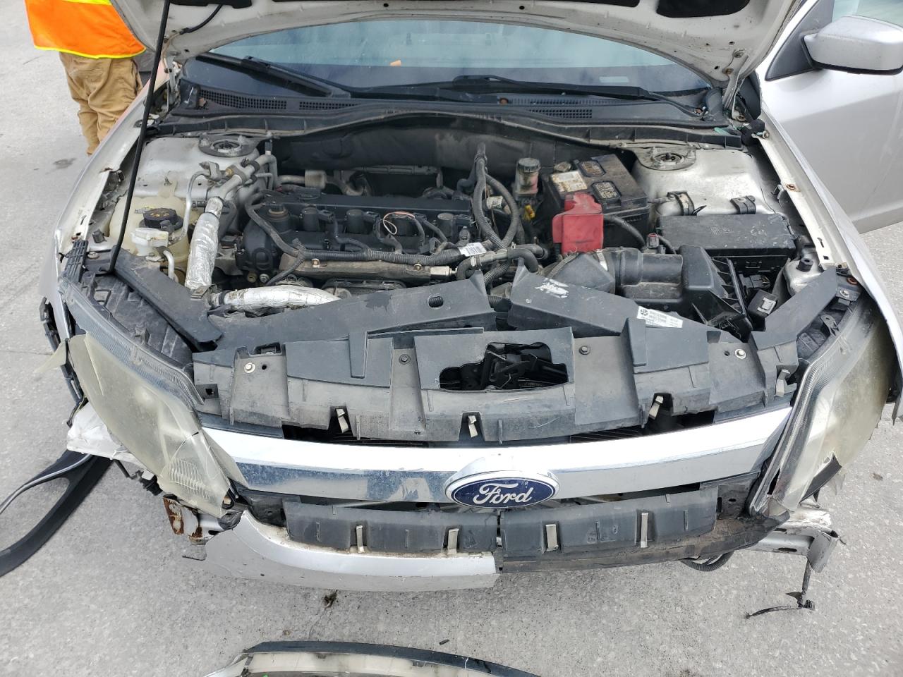 2012 Ford Fusion - Image 12