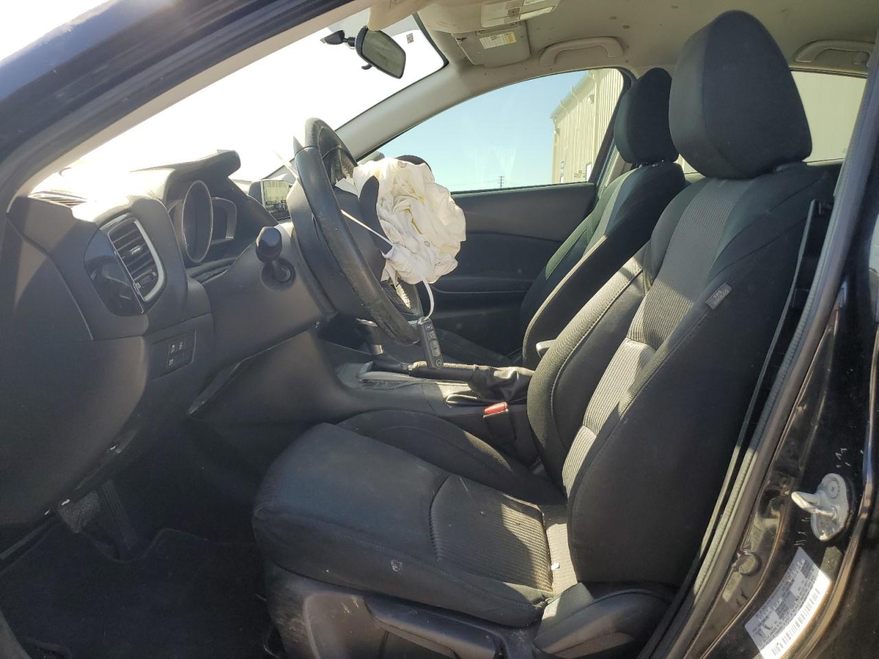 2014 Mazda 3 - Image 7