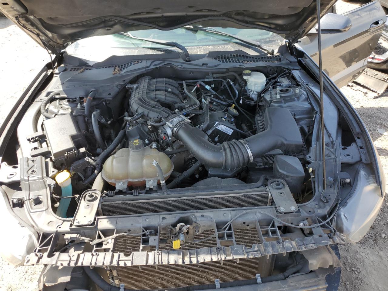 2015 Ford Mustang - Image 11