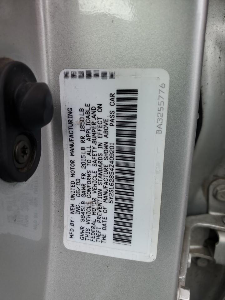 2004 Pontiac Vibe - Image 12