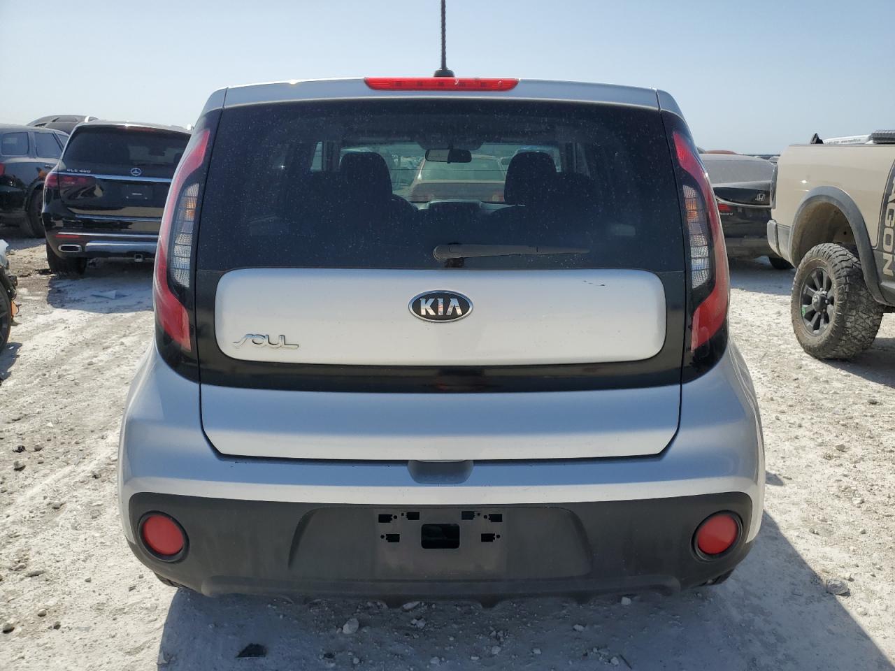 2017 Kia Soul - Image 6