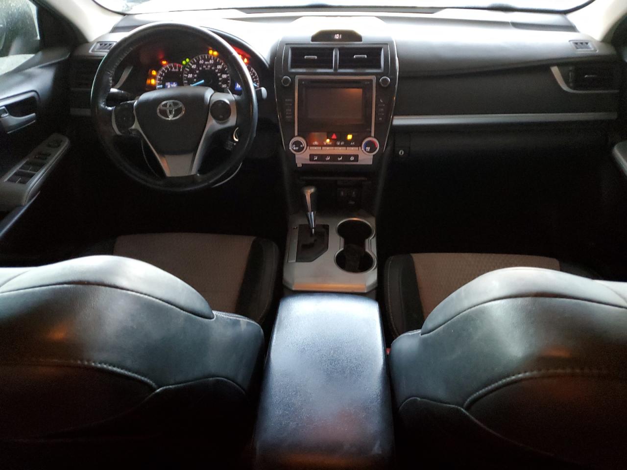 2013 Toyota Camry - Image 8