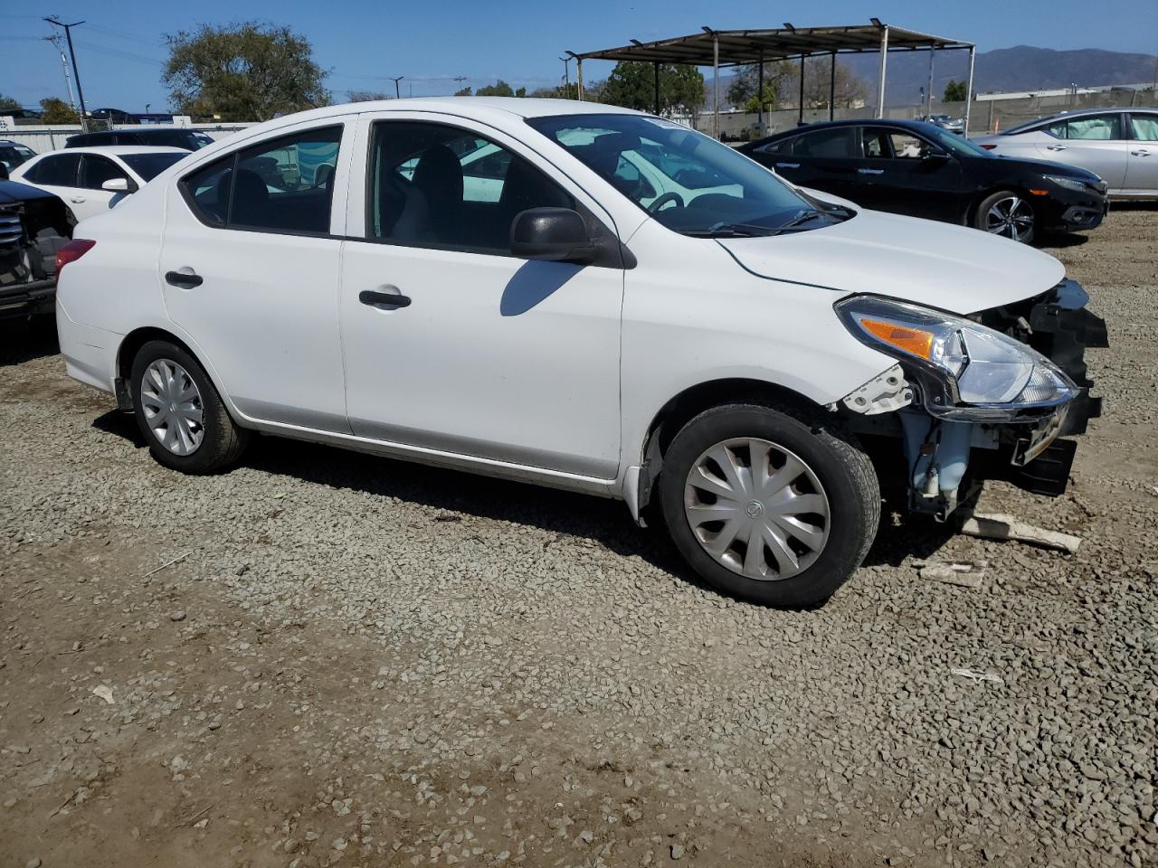 2015 Nissan Versa - Image 4