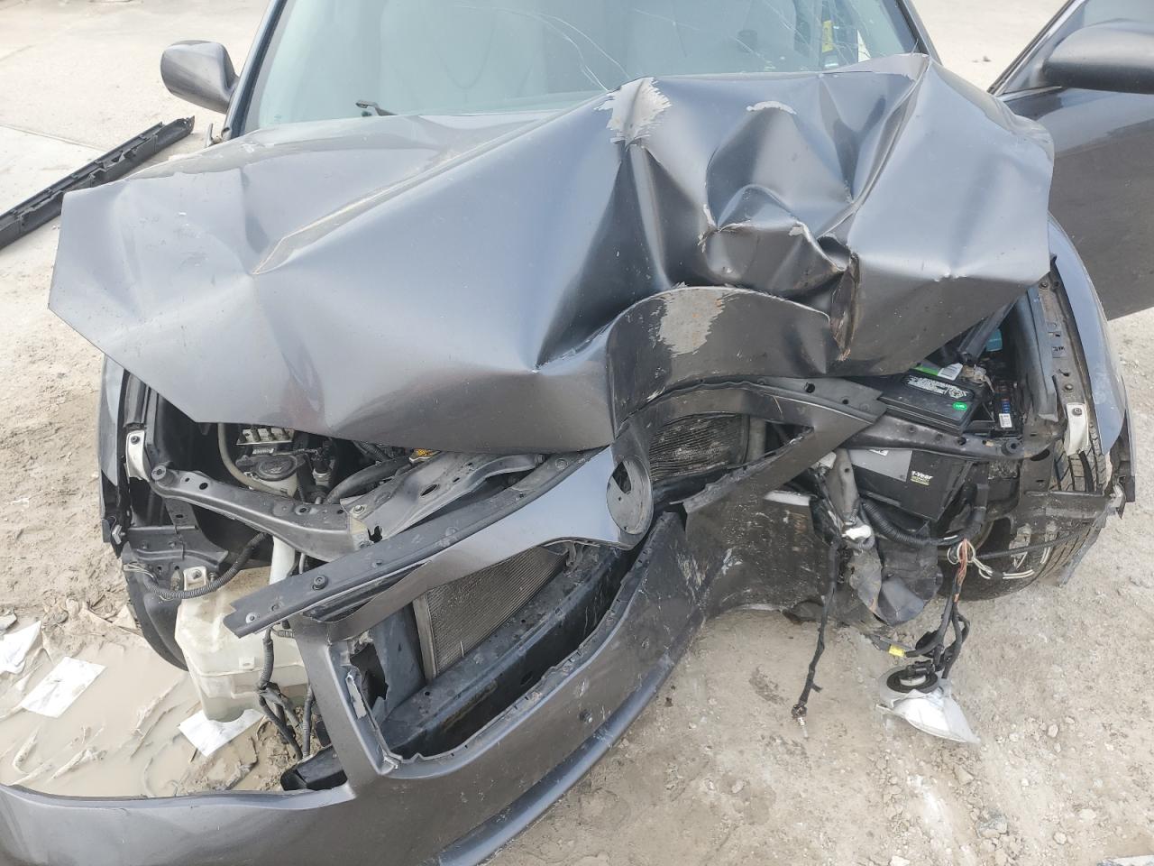 2010 Toyota Camry - Image 12