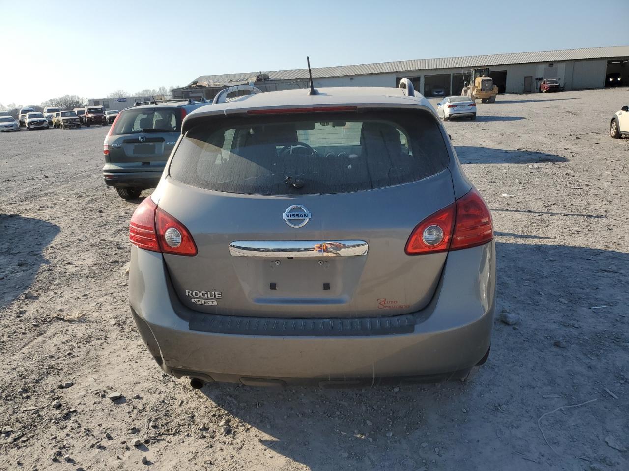2014 Nissan Rogue - Image 6