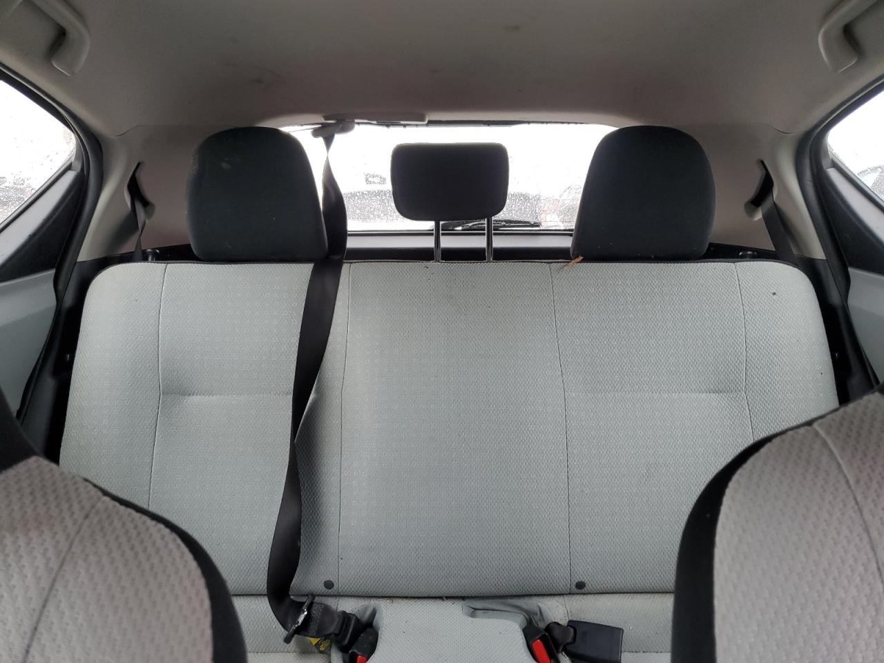 2013 Toyota Prius - Image 10