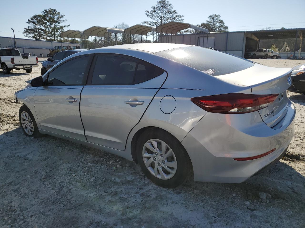 2018 Hyundai Elantra - Image 2