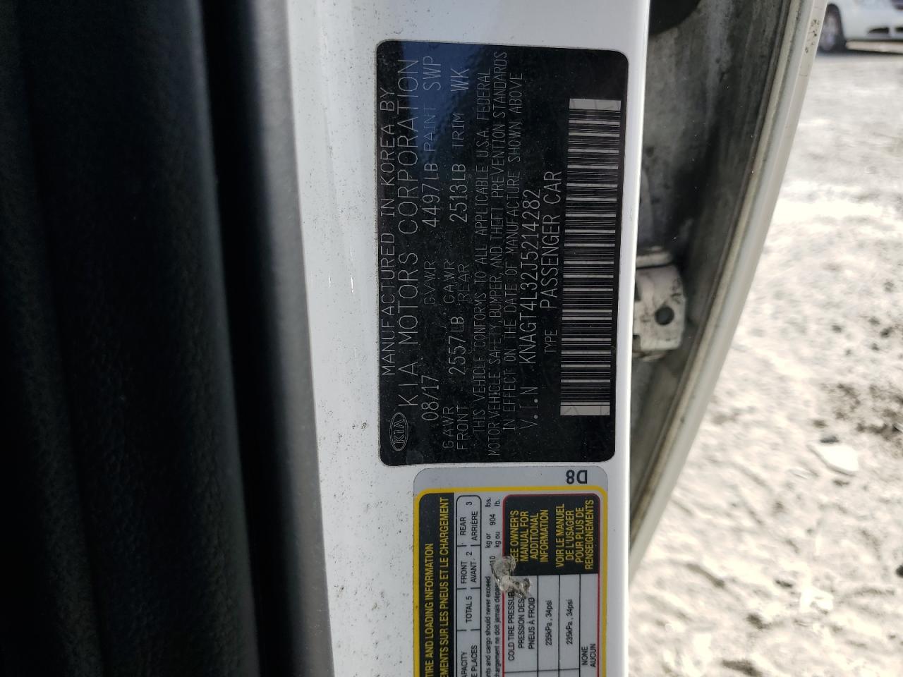 2018 Kia Optima - Image 12