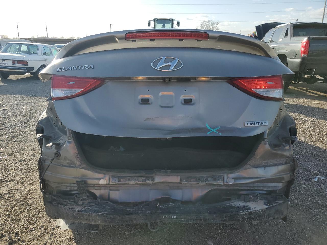 2013 Hyundai Elantra - Image 6