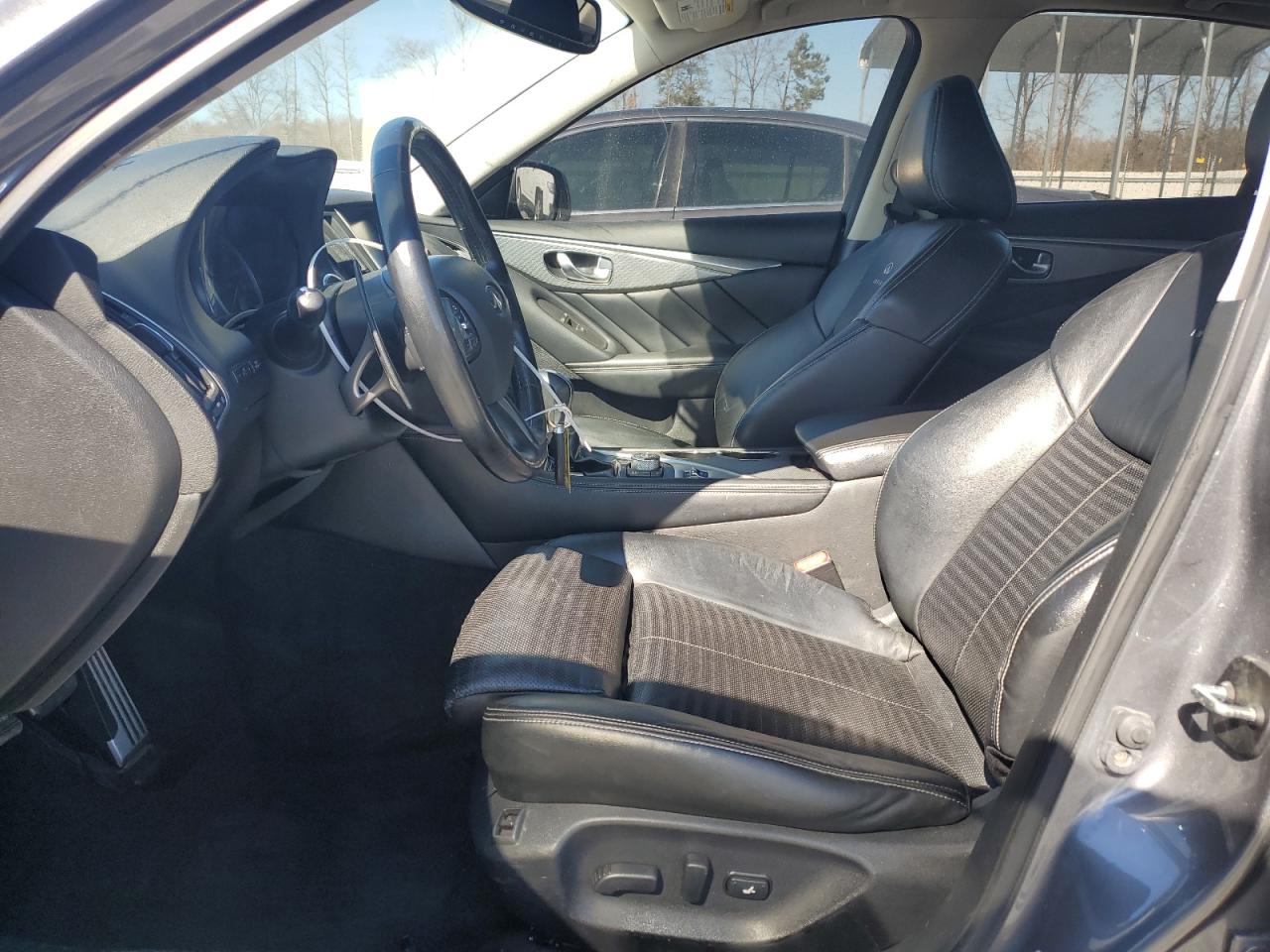 2014 Infiniti Q50 Base VIN: JN1BV7AR4EM699801 Lot: 46985345