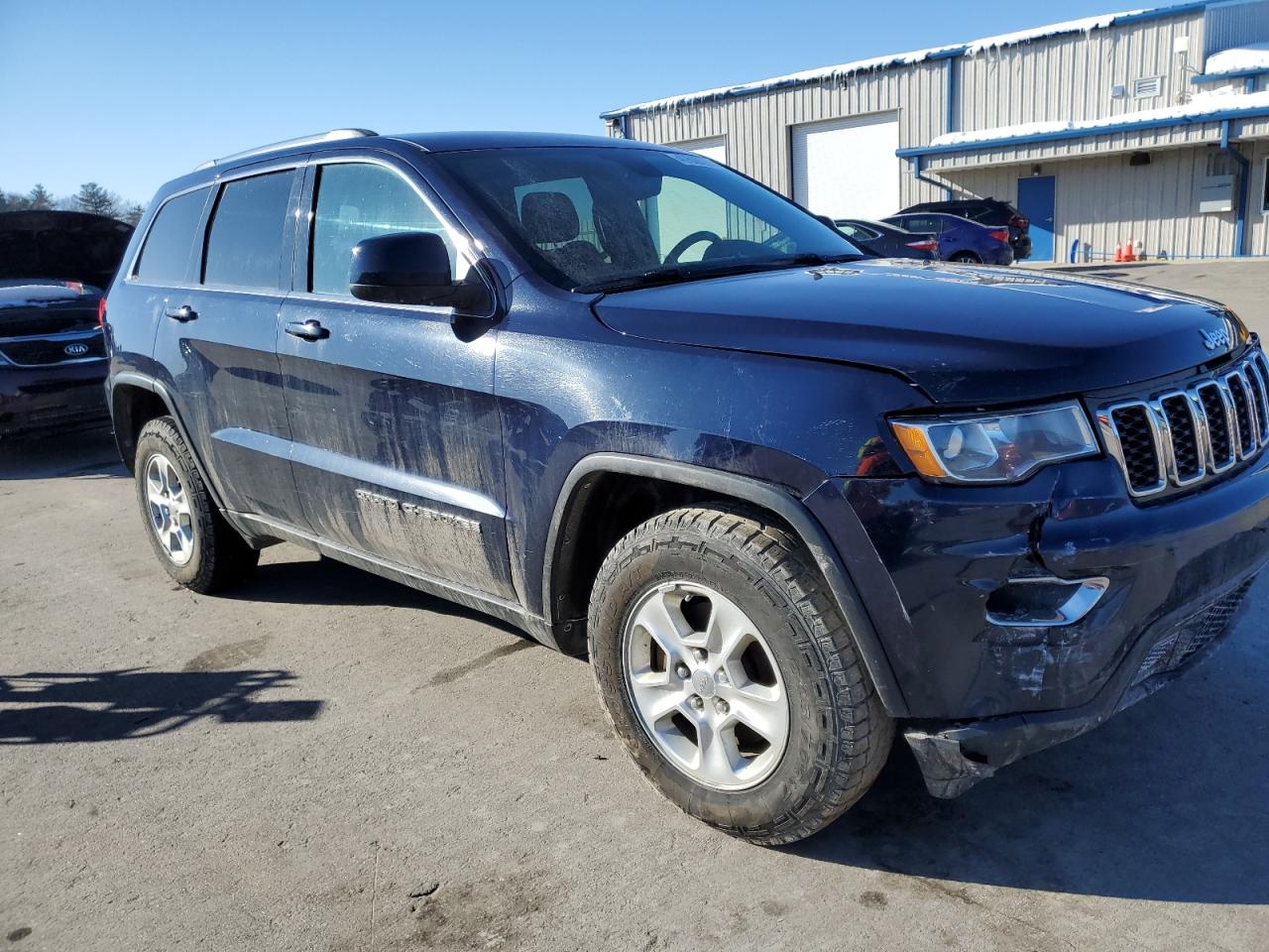 2017 Jeep Grand Cherokee - Image 4